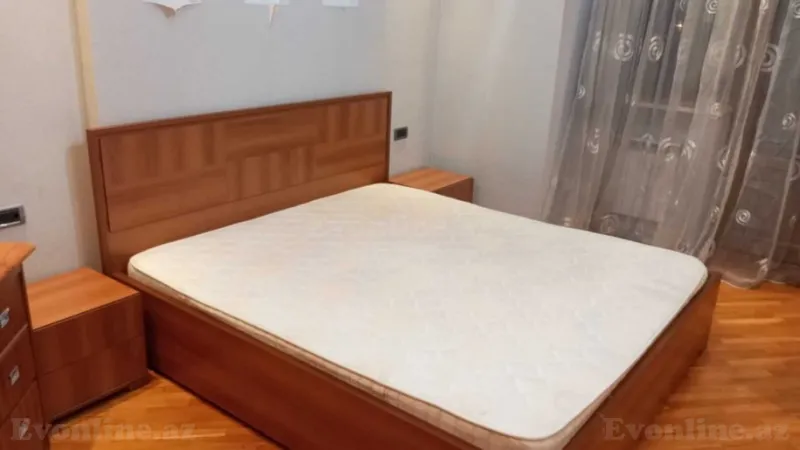 Kirayə verilir 3 otaqlı Mənzil Köhnə tikili 140 m² Nərimanov r. - şəkil 6