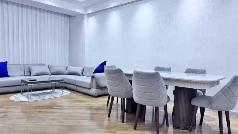 Kirayə verilir 3 otaqlı Mənzil Yeni tikili 141 m² 7-ci mikrorayon - şəkil 2