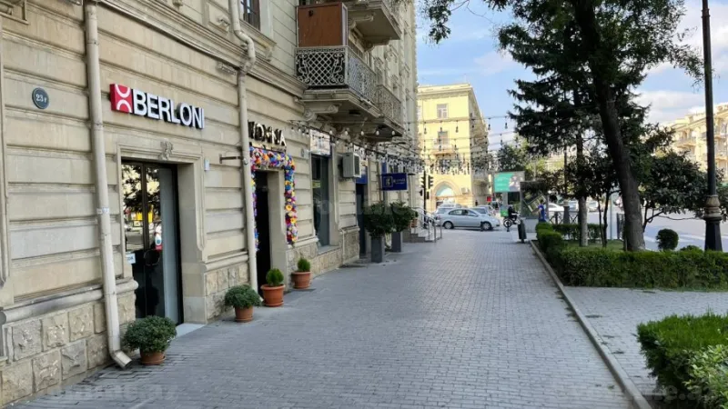 Satılır Obyekt 60 m² Elmlər Akademiyası m.