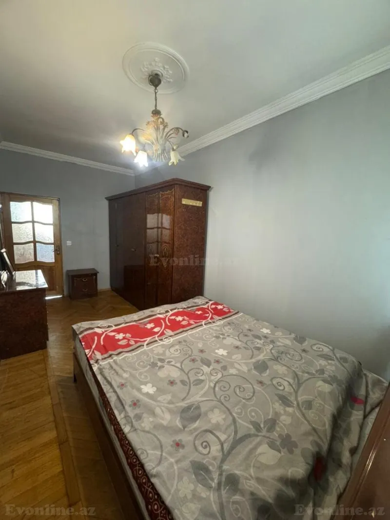 Satılır 2 otaqlı Mənzil Köhnə tikili 55 m² 5-ci mikrorayon - şəkil 6