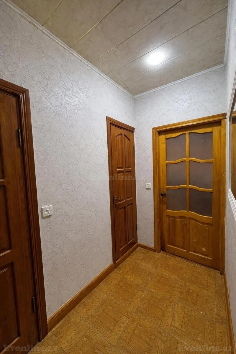 Satılır 2 otaqlı Mənzil Köhnə tikili 55 m² 5-ci mikrorayon - şəkil 8