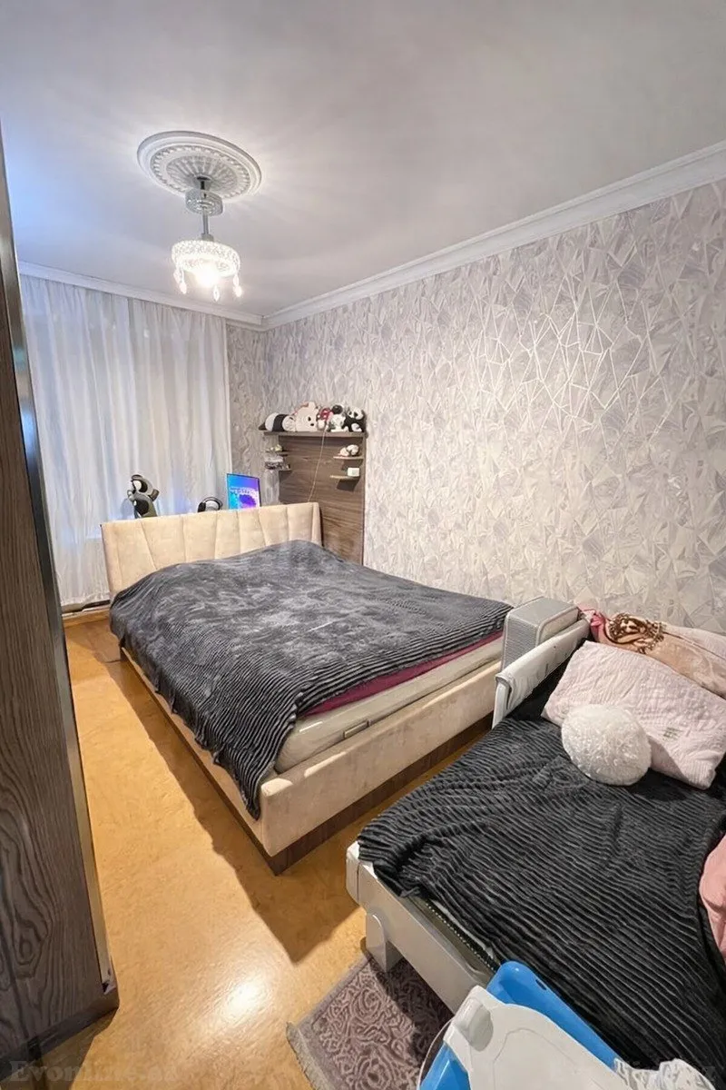 Satılır 3 otaqlı Mənzil Köhnə tikili 80 m² Həzi Aslanov m. - şəkil 4