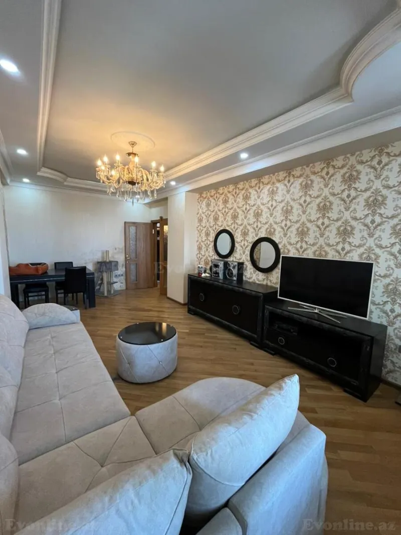 Satılır 3 otaqlı Mənzil Yeni tikili 125 m² 8 Noyabr m. - şəkil 3