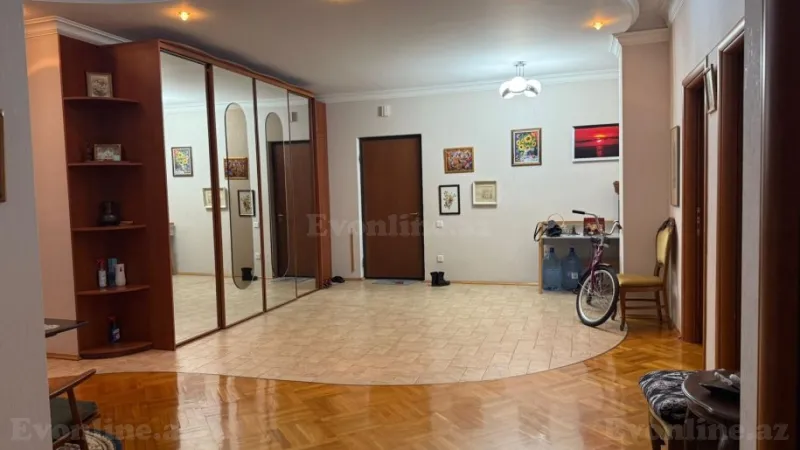 Kirayə verilir 4 otaqlı Mənzil Yeni tikili 200 m² Sahil m. - şəkil 11