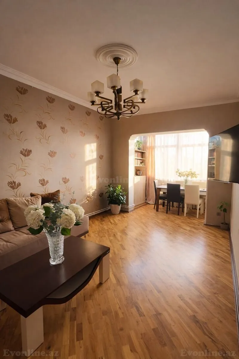 Satılır 3 otaqlı Mənzil Köhnə tikili 80 m² Neftçilər m. - şəkil 9