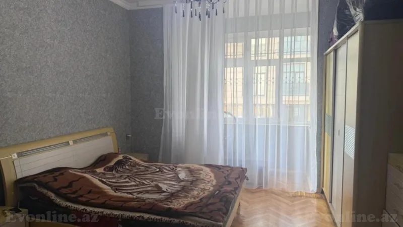 Kirayə verilir 3 otaqlı Mənzil Köhnə tikili 100 m² 28 May m. - şəkil 3