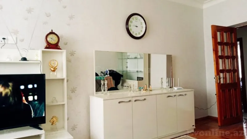 Kirayə verilir 2 otaqlı Mənzil Köhnə tikili 65 m² Yasamal - şəkil 3