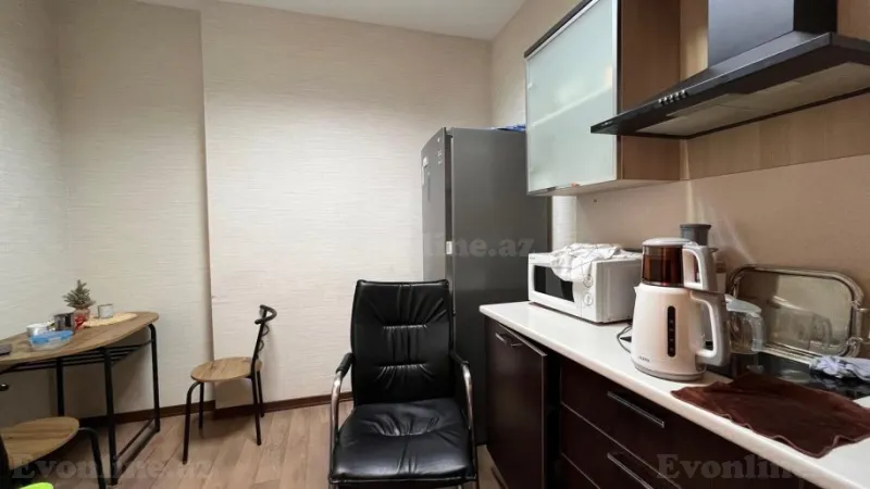 Kirayə verilir Ofis 300 m² Xətai m. - şəkil 13