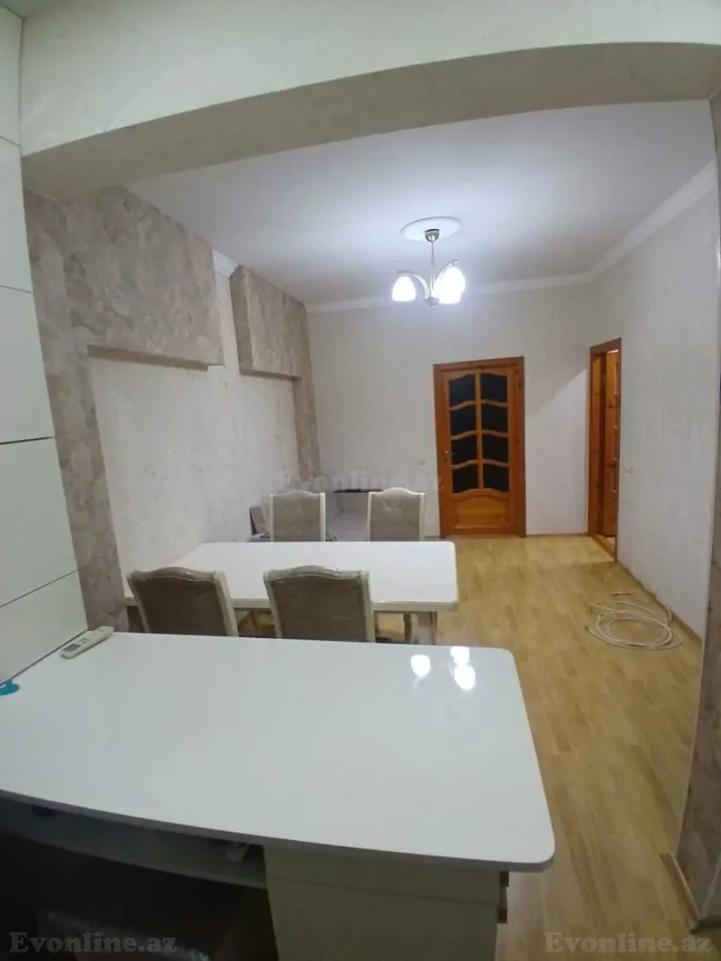 Kirayə verilir 3 otaqlı Mənzil Köhnə tikili 55 m² 20 Yanvar m.