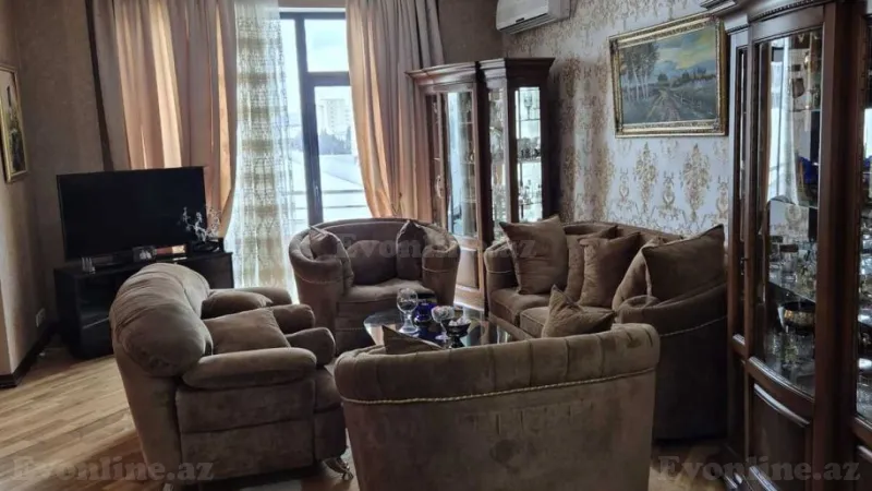 Satılır 3 otaqlı Mənzil Yeni tikili 130 m² Gənclik m. - şəkil 2