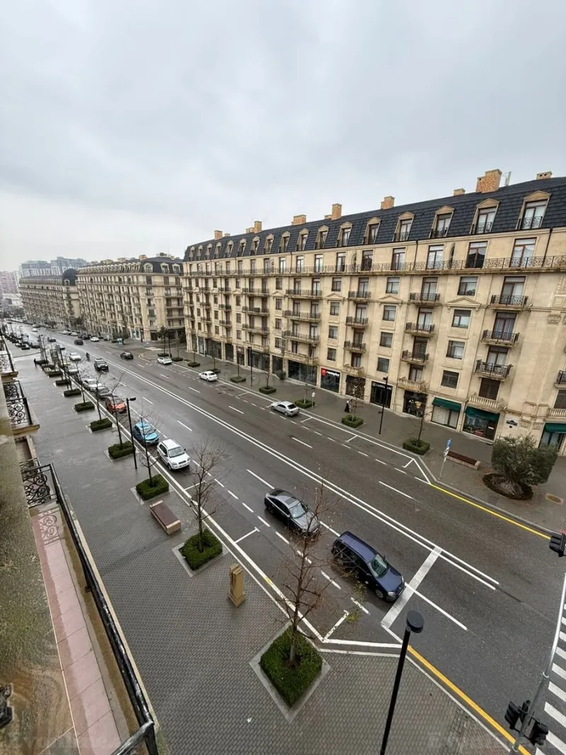 Satılır 3 otaqlı Mənzil Yeni tikili 124 m² Xətai r.