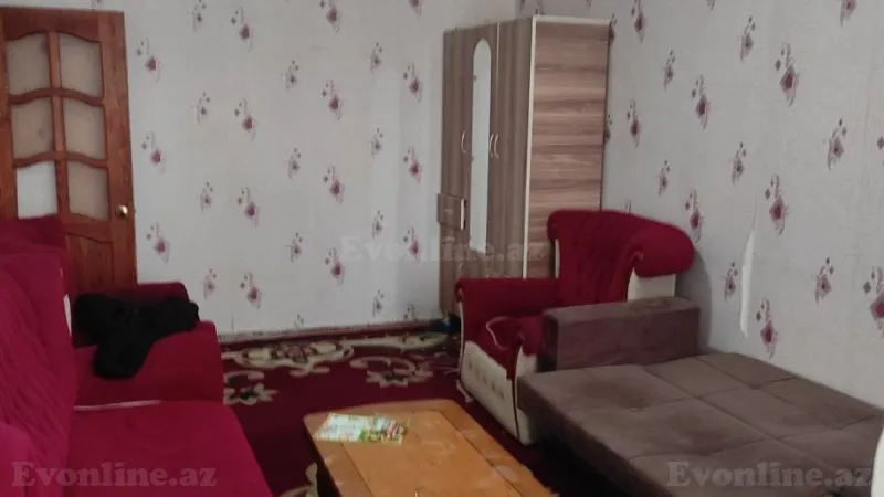 Kirayə verilir 2 otaqlı Mənzil Köhnə tikili 45 m² Memar Əcəmi m.