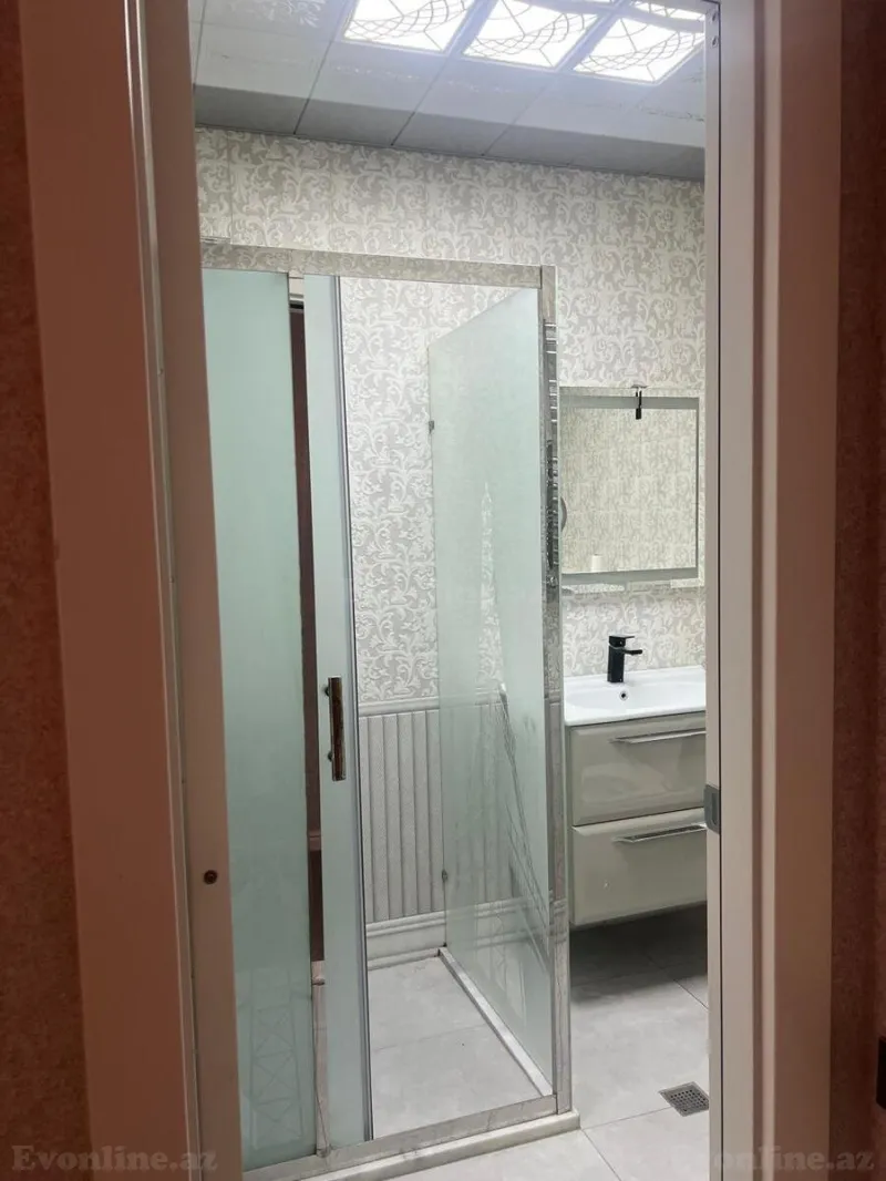 Kirayə verilir 3 otaqlı Mənzil Yeni tikili 162 m² Nəriman Nərimanov m. - şəkil 13