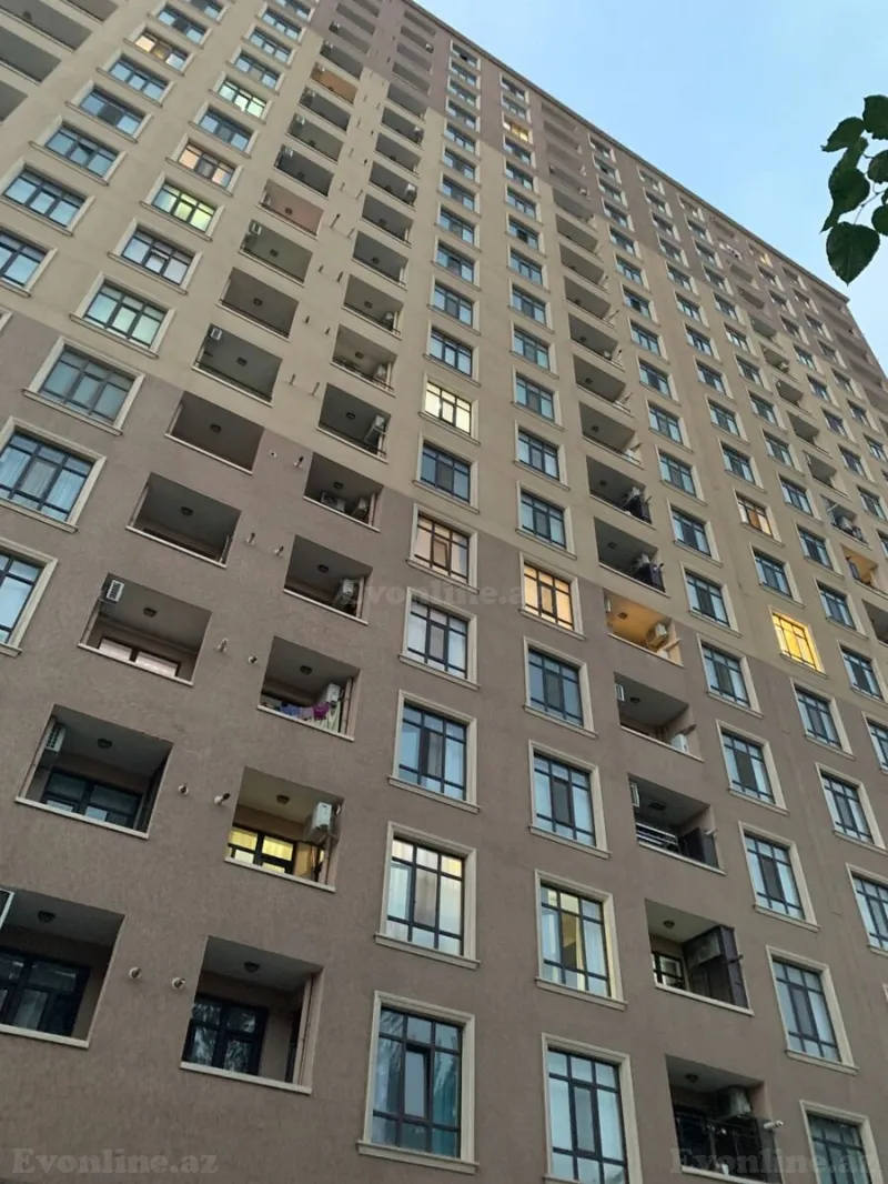 Satılır 2 otaqlı Mənzil Yeni tikili 70 m² Dərnəgül m. - şəkil 9