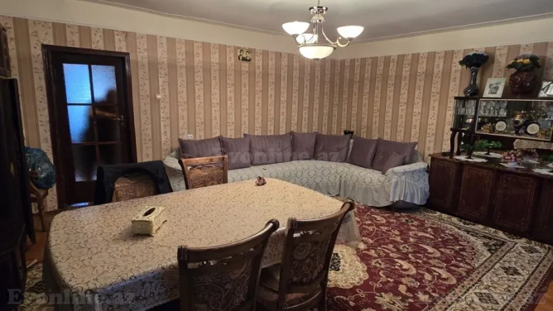 Satılır 4 otaqlı Mənzil Köhnə tikili 90 m² Həzi Aslanov m. - şəkil 3