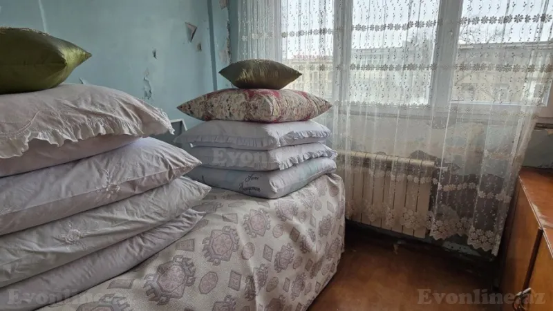 Satılır 4 otaqlı Mənzil Köhnə tikili 90 m² Həzi Aslanov m. - şəkil 8