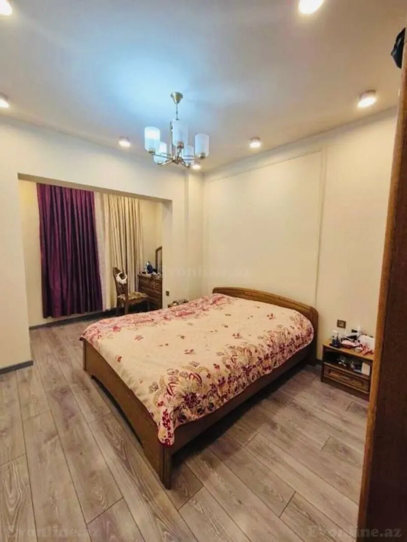 Satılır 2 otaqlı Mənzil Köhnə tikili 65 m² 8-ci mikrorayon - şəkil 4