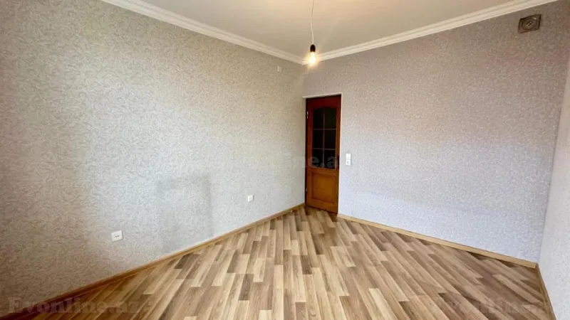 Satılır 3 otaqlı Mənzil Köhnə tikili 55 m² Xalqlar Dostluğu m. - şəkil 6