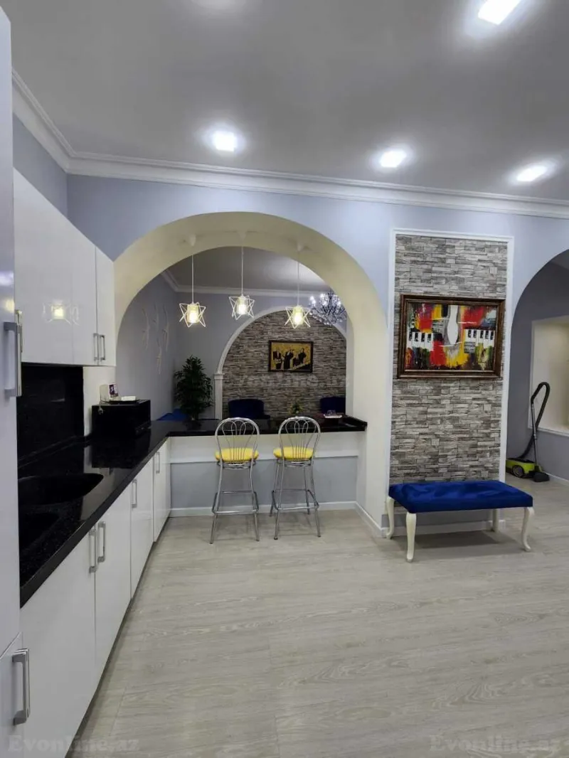 Kirayə verilir 2 otaqlı Mənzil Köhnə tikili 60 m² Sahil m. - şəkil 4