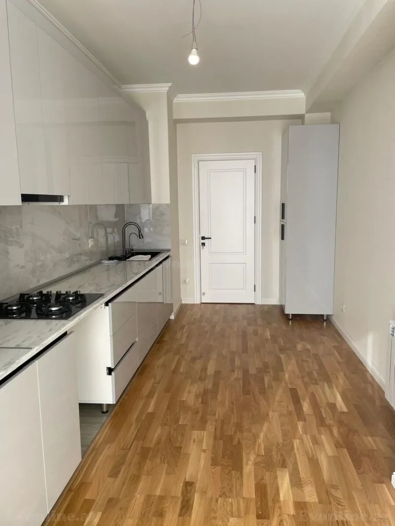 Satılır 4 otaqlı Mənzil Yeni tikili 127 m² Memar Əcəmi m. - şəkil 4