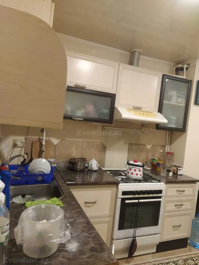 Satılır 5 otaqlı Mənzil Köhnə tikili 120 m² Qara Qarayev m. - şəkil 7