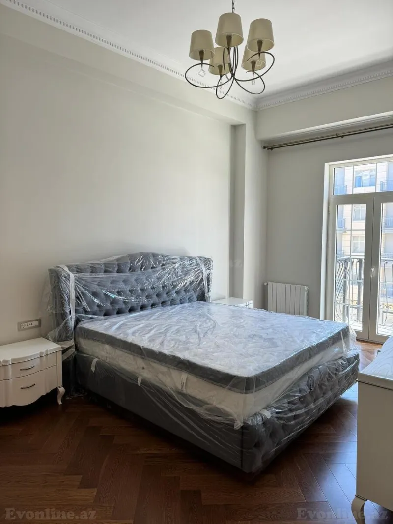 Kirayə verilir 3 otaqlı Mənzil Yeni tikili 130 m² Xətai r. - şəkil 7