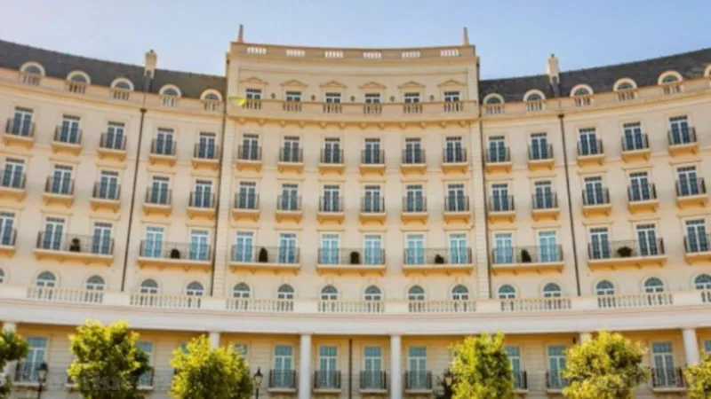 Kirayə verilir 4 otaqlı Mənzil Yeni tikili 146 m² Xətai r.