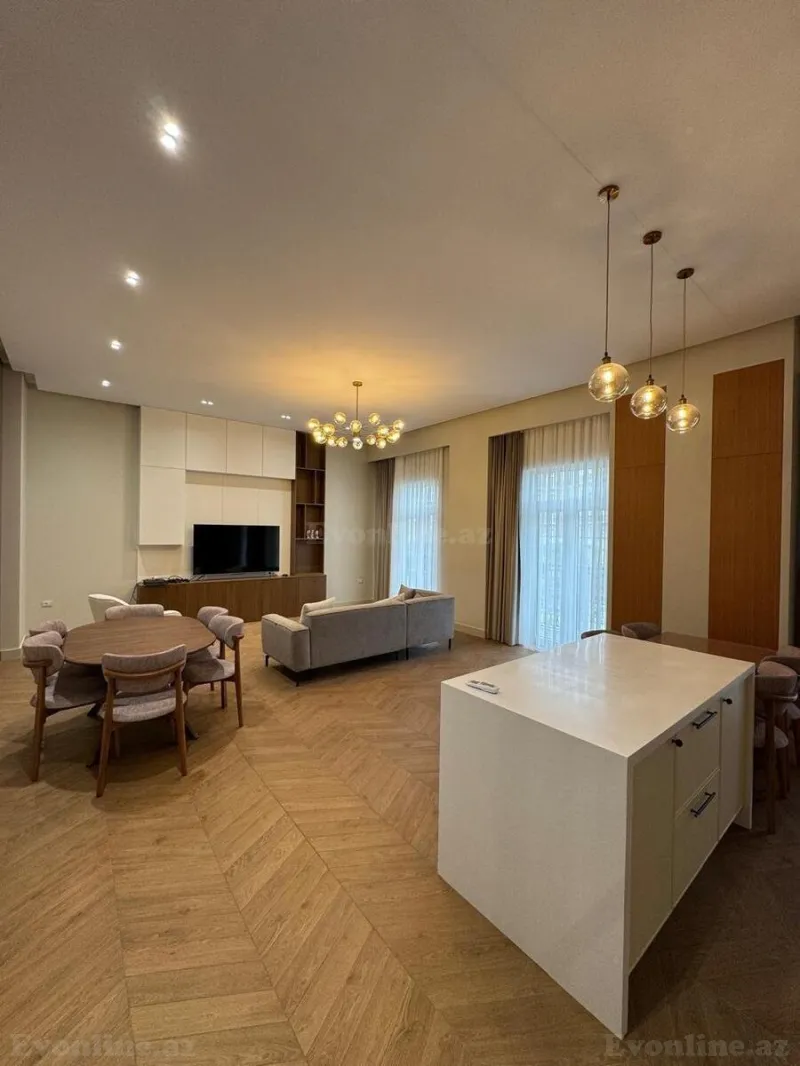 Kirayə verilir 4 otaqlı Mənzil Yeni tikili 146 m² Xətai r. - şəkil 2