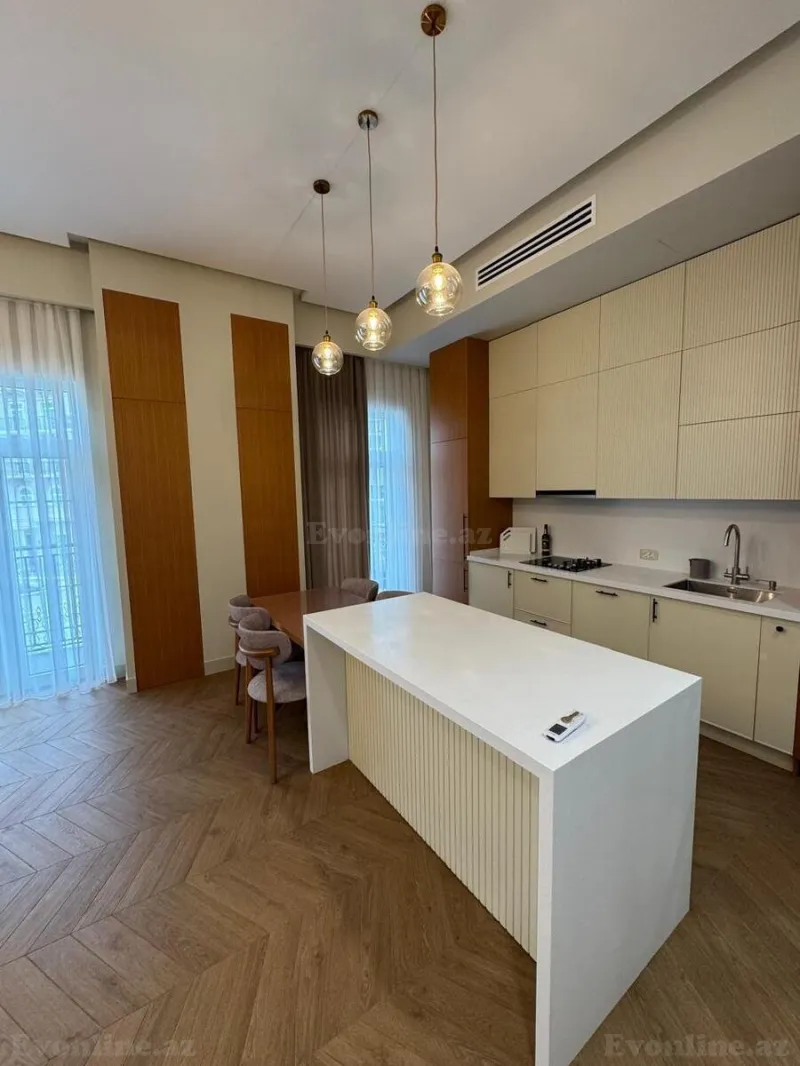 Kirayə verilir 4 otaqlı Mənzil Yeni tikili 146 m² Xətai r. - şəkil 7