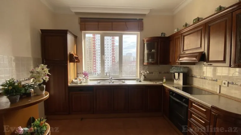 Satılır 4 otaqlı Mənzil Yeni tikili 197 m² Elmlər Akademiyası m. - şəkil 9