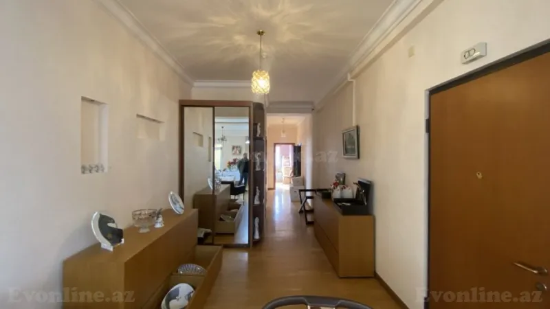 Satılır 4 otaqlı Mənzil Yeni tikili 197 m² Elmlər Akademiyası m. - şəkil 12