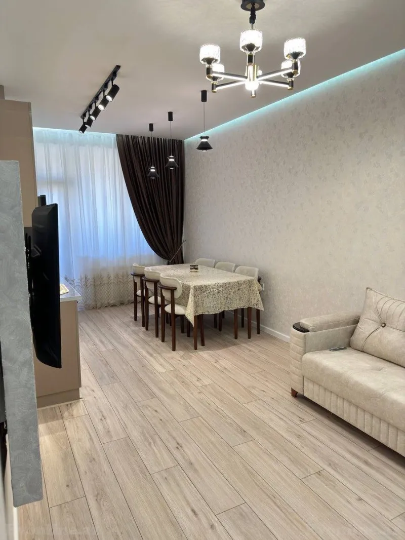 Kirayə verilir 3 otaqlı Mənzil Yeni tikili 98 m² Xətai m.