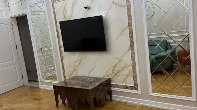 Satılır 3 otaqlı Mənzil Köhnə tikili 85 m² 8-ci mikrorayon - şəkil 2