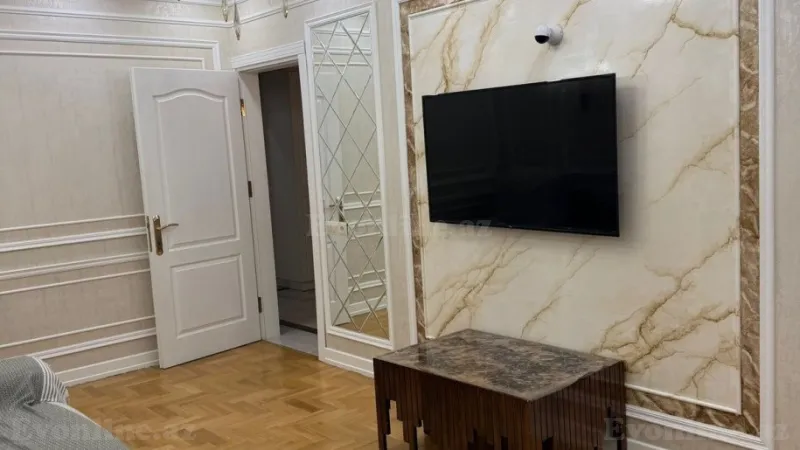 Satılır 3 otaqlı Mənzil Köhnə tikili 85 m² 8-ci mikrorayon - şəkil 4