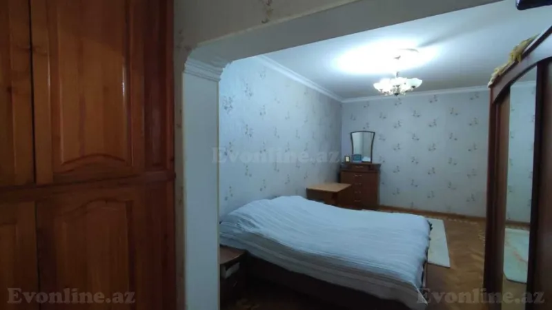 Satılır 4 otaqlı Mənzil Köhnə tikili 110 m² Neftçilər m. - şəkil 10