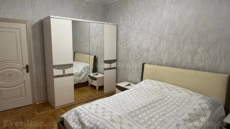 Satılır 3 otaqlı Mənzil Köhnə tikili 85 m² Əhmədli