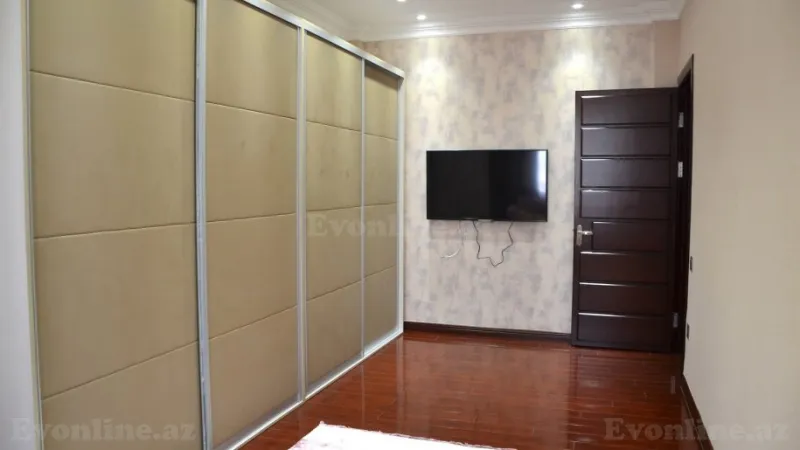 Satılır 4 otaqlı Mənzil Yeni tikili 170 m² 28 May m. - şəkil 6