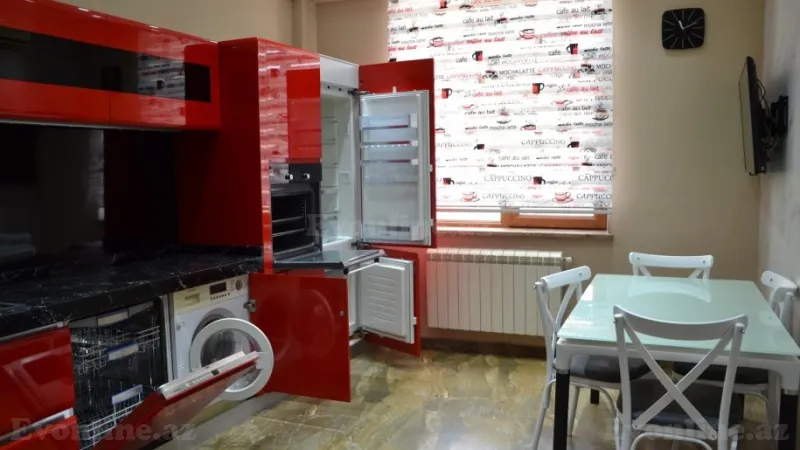 Satılır 4 otaqlı Mənzil Yeni tikili 170 m² 28 May m. - şəkil 9