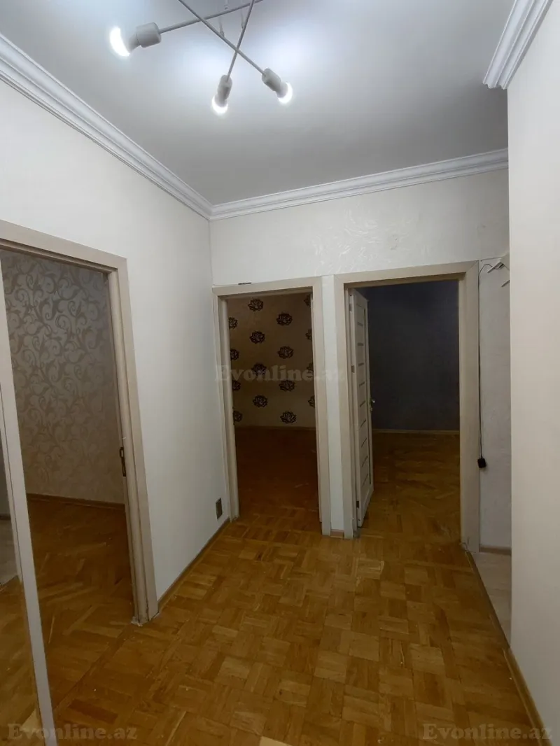 Satılır 3 otaqlı Mənzil Köhnə tikili 58 m² 9-cu mikrorayon