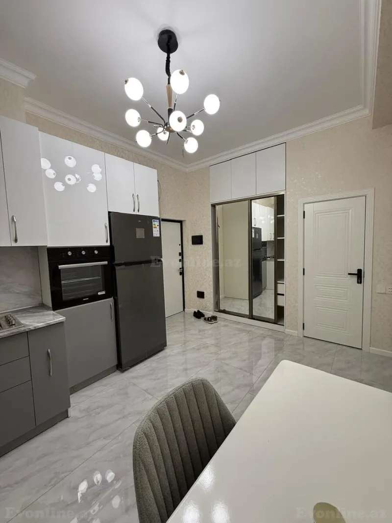 Kirayə verilir 2 otaqlı Mənzil Yeni tikili 70 m² Səbail r. - şəkil 7