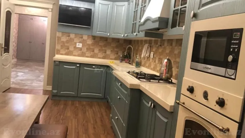 Kirayə verilir 4 otaqlı Mənzil Yeni tikili 180 m² Xətai m. - şəkil 16