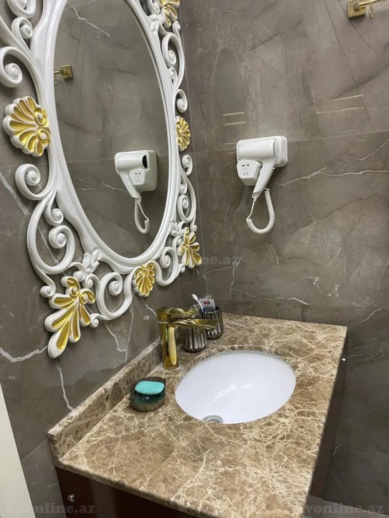 Kirayə verilir 4 otaqlı Mənzil Yeni tikili 180 m² Xətai m. - şəkil 19