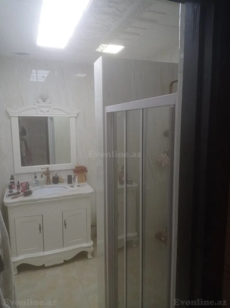 Satılır 4 otaqlı Mənzil Yeni tikili 180 m² Elmlər Akademiyası m. - şəkil 16