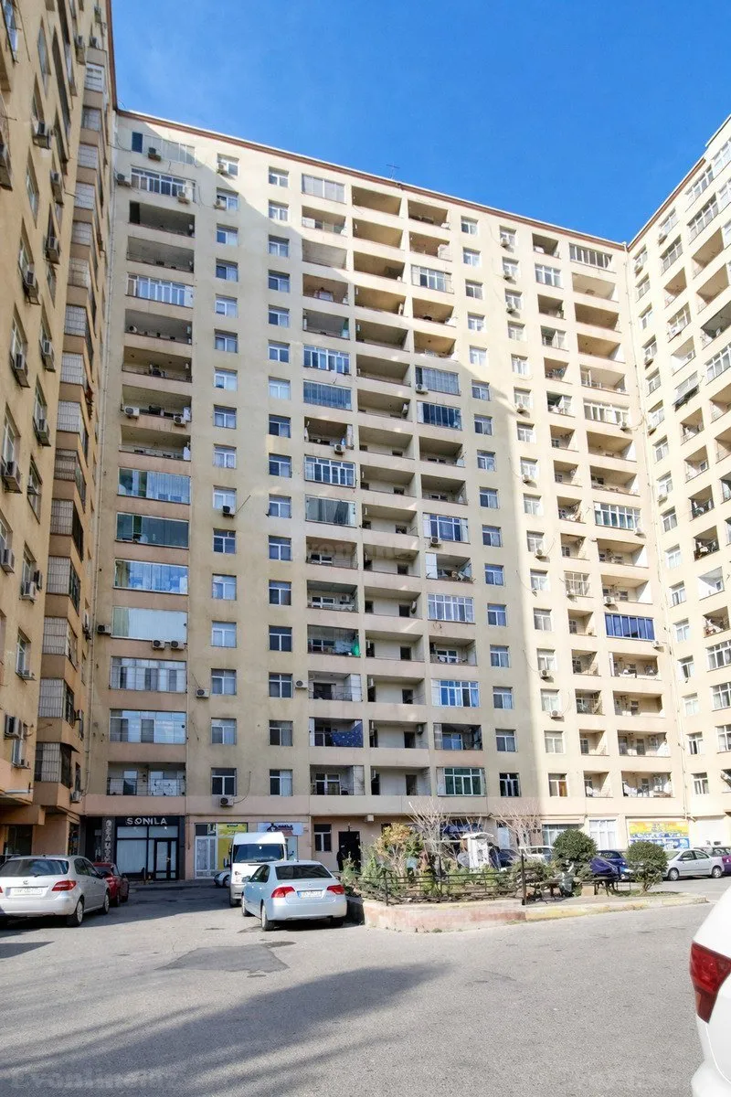 Satılır 3 otaqlı Mənzil Yeni tikili 110 m² Azadlıq prospekti m.