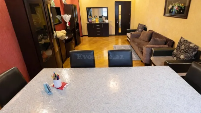 Satılır 3 otaqlı Mənzil Yeni tikili 110 m² Azadlıq prospekti m. - şəkil 3