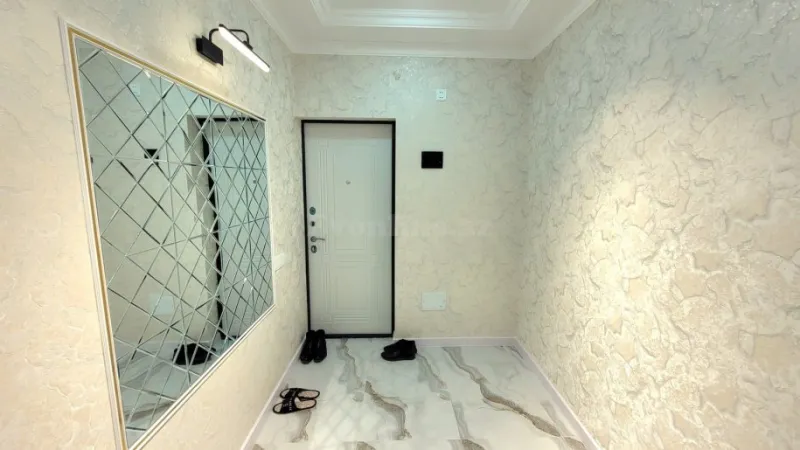 Satılır 3 otaqlı Mənzil Köhnə tikili 85 m² 7-ci mikrorayon - şəkil 2