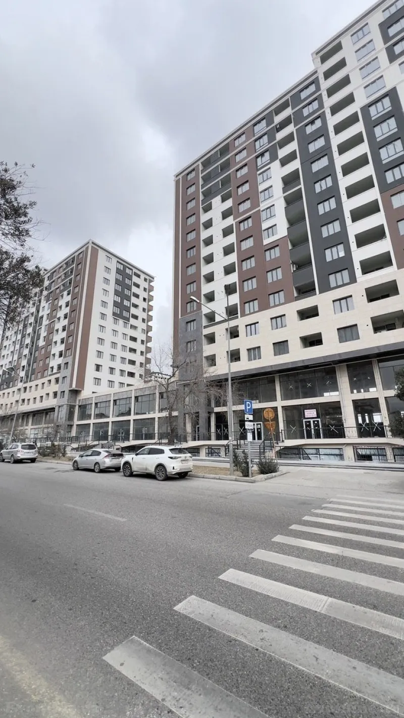 Satılır 3 otaqlı Mənzil Yeni tikili 83 m² Neftçilər m.