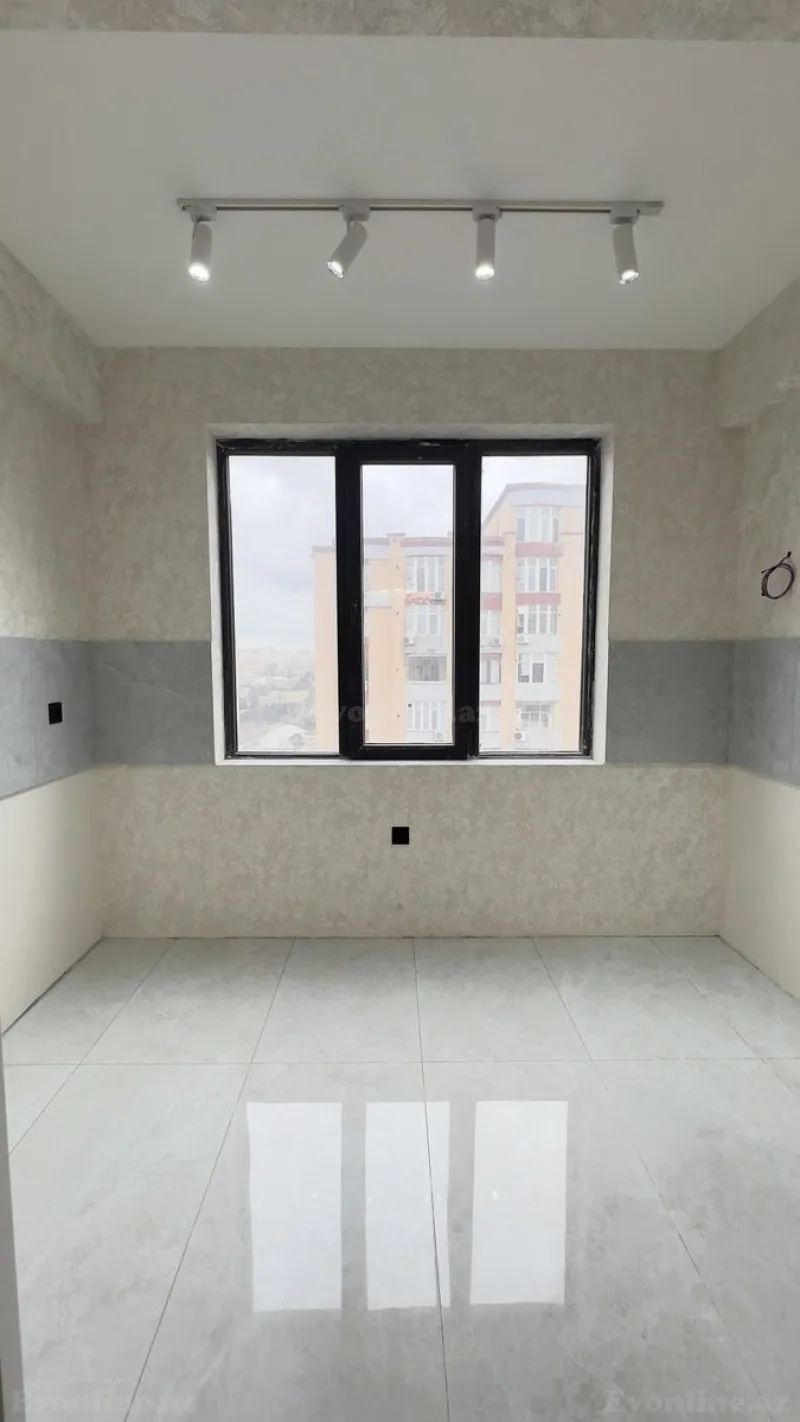 Satılır 3 otaqlı Mənzil Yeni tikili 83 m² Neftçilər m. - şəkil 6