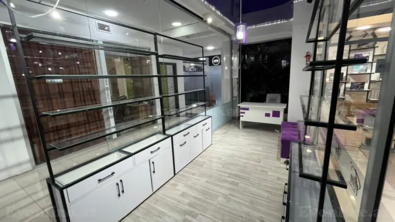 Kirayə verilir Obyekt 17 m² Sahil m. - şəkil 4