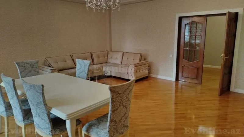 Kirayə verilir 4 otaqlı Mənzil Yeni tikili 160 m² Nərimanov r.